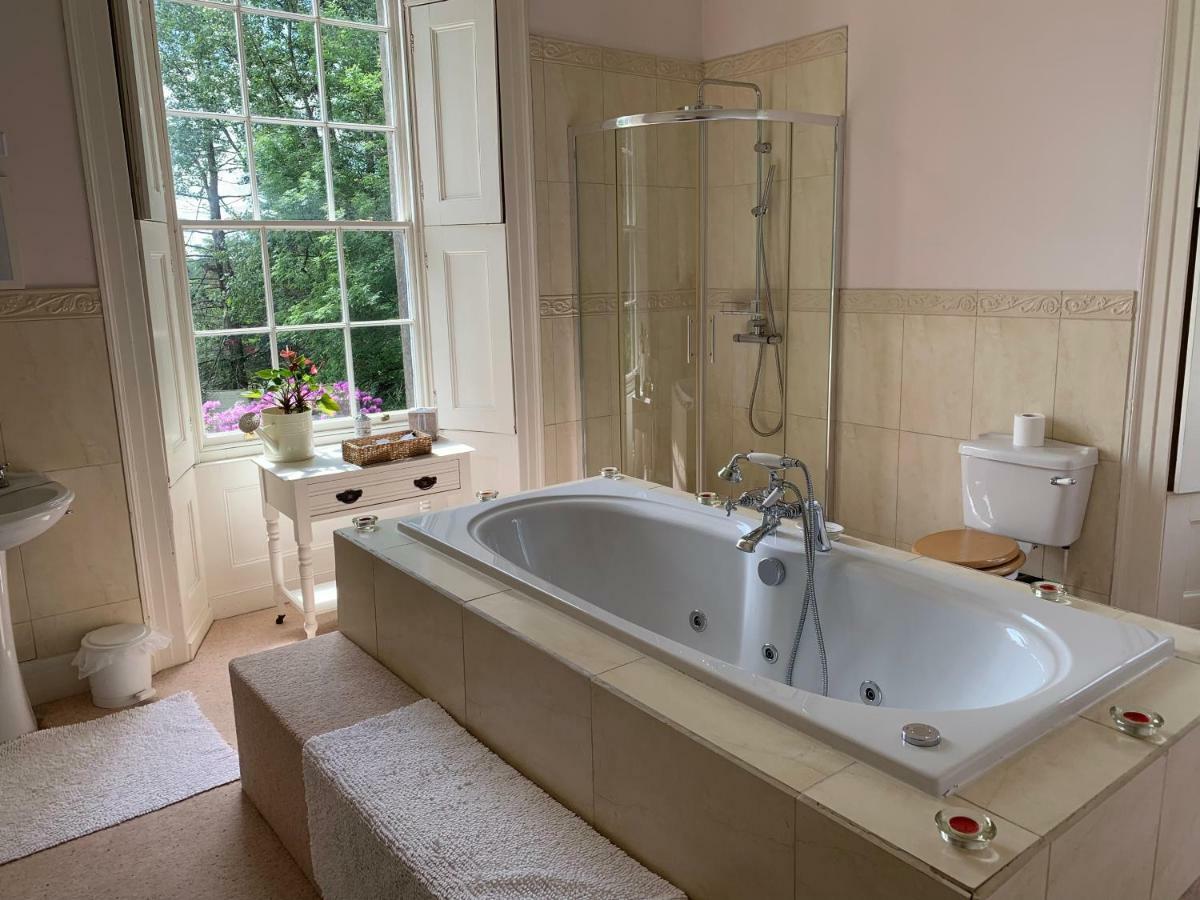 Boulston Manor Guest House Haverfordwest Exterior photo
